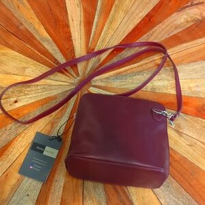 NWT Primo Sacchi leather crossbody bag